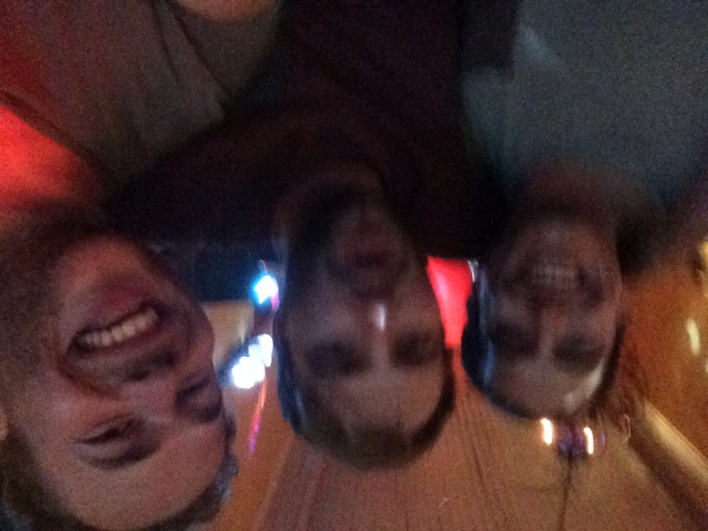 Onze beerpong overwinningen vieren met Pablo, wat een feest, we waren er helemaal ondersteboven van.